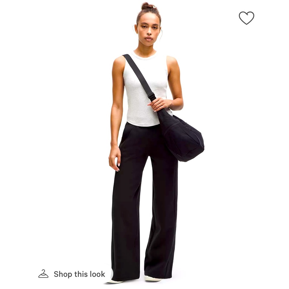 Lululemon Mid-Rise Wide Leg Scuba Pant in Black, Size M, NWT!!
